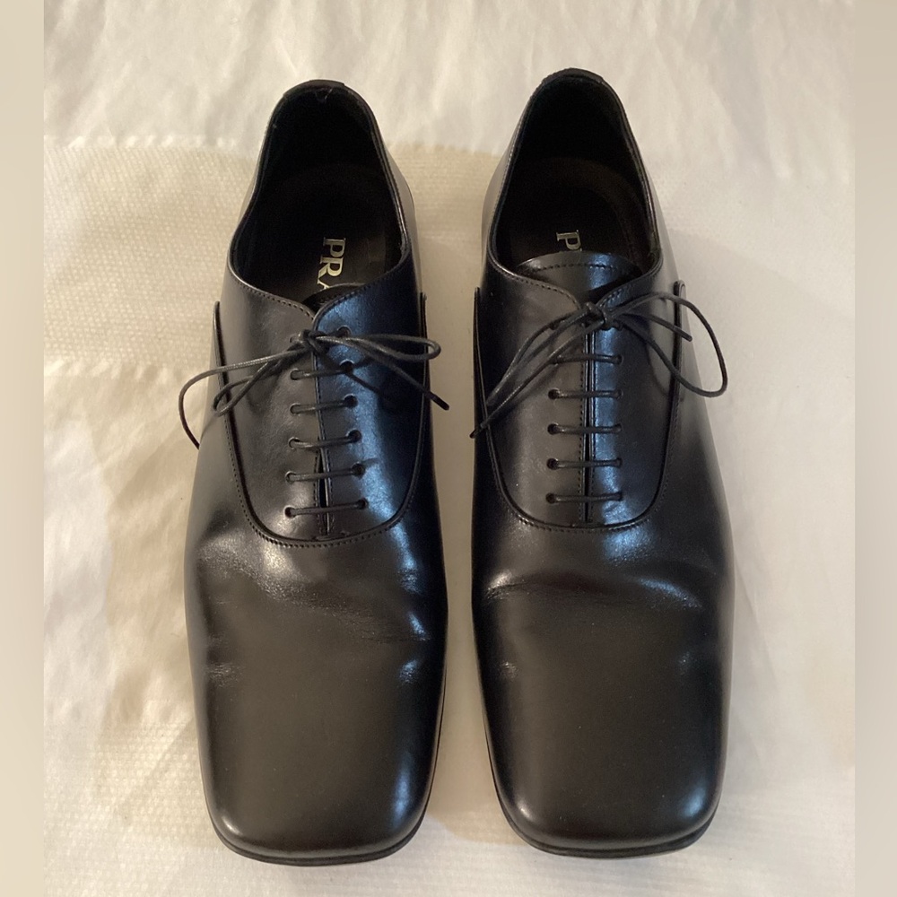 Prada Men’s Black Leather Oxford Dress Shoes | Square Toe